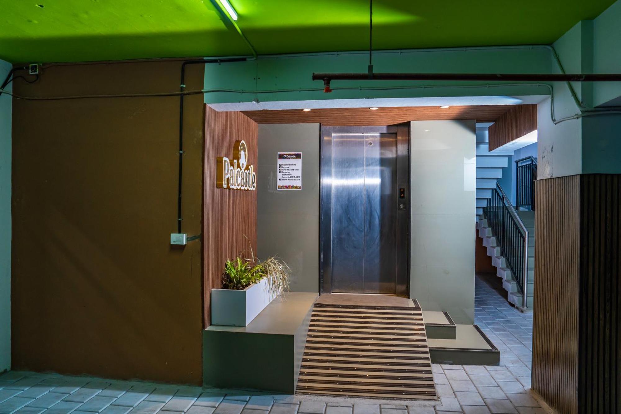 Hotel Palcastle Regency Palakkad Exteriér fotografie