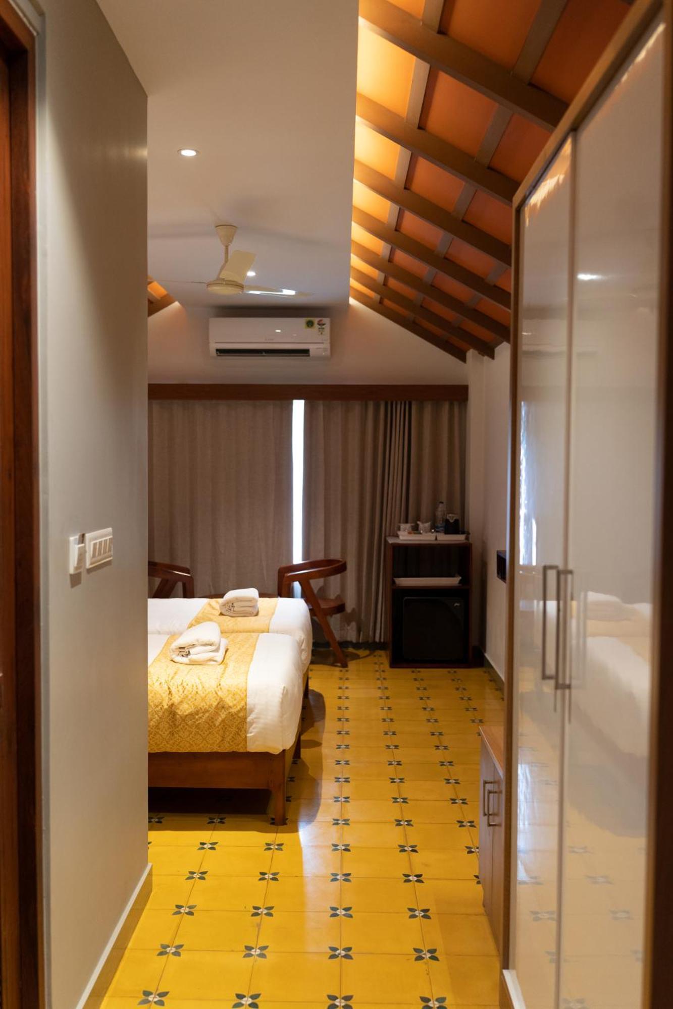 Hotel Palcastle Regency Palakkad Exteriér fotografie